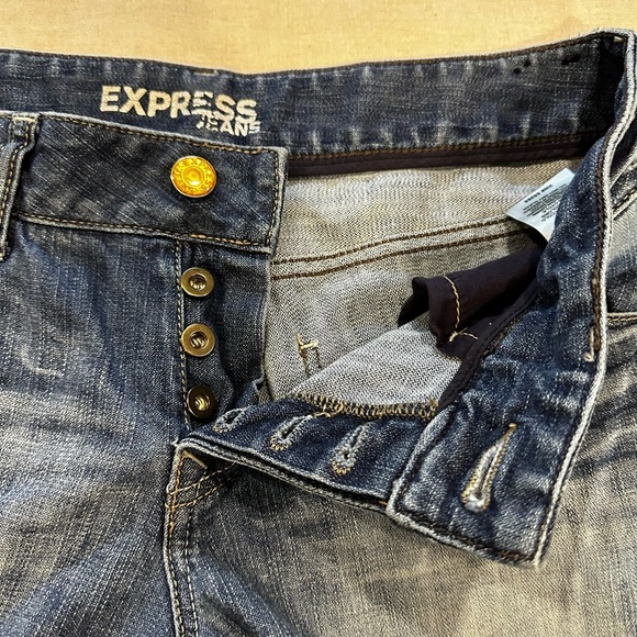 Express women’s crop button fly Jeans size 8 - Picture 1 of 9
